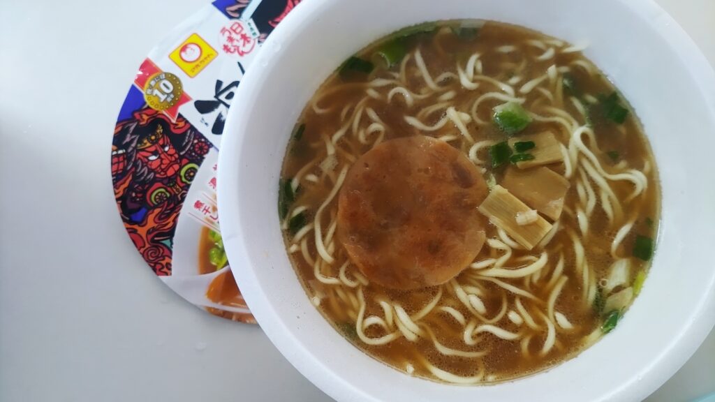 カップ麺「青森 津軽煮干しラーメン激にぼ」